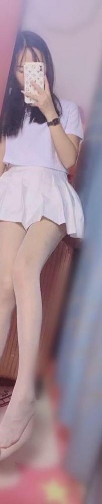 #樂樂  156公分 C奶 19歲  #南部