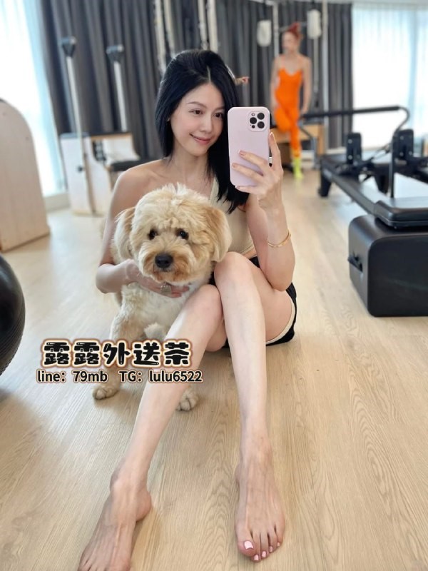 fffe8d3d-08a1-44f6-a5b4-607eb86f6a49.jpg