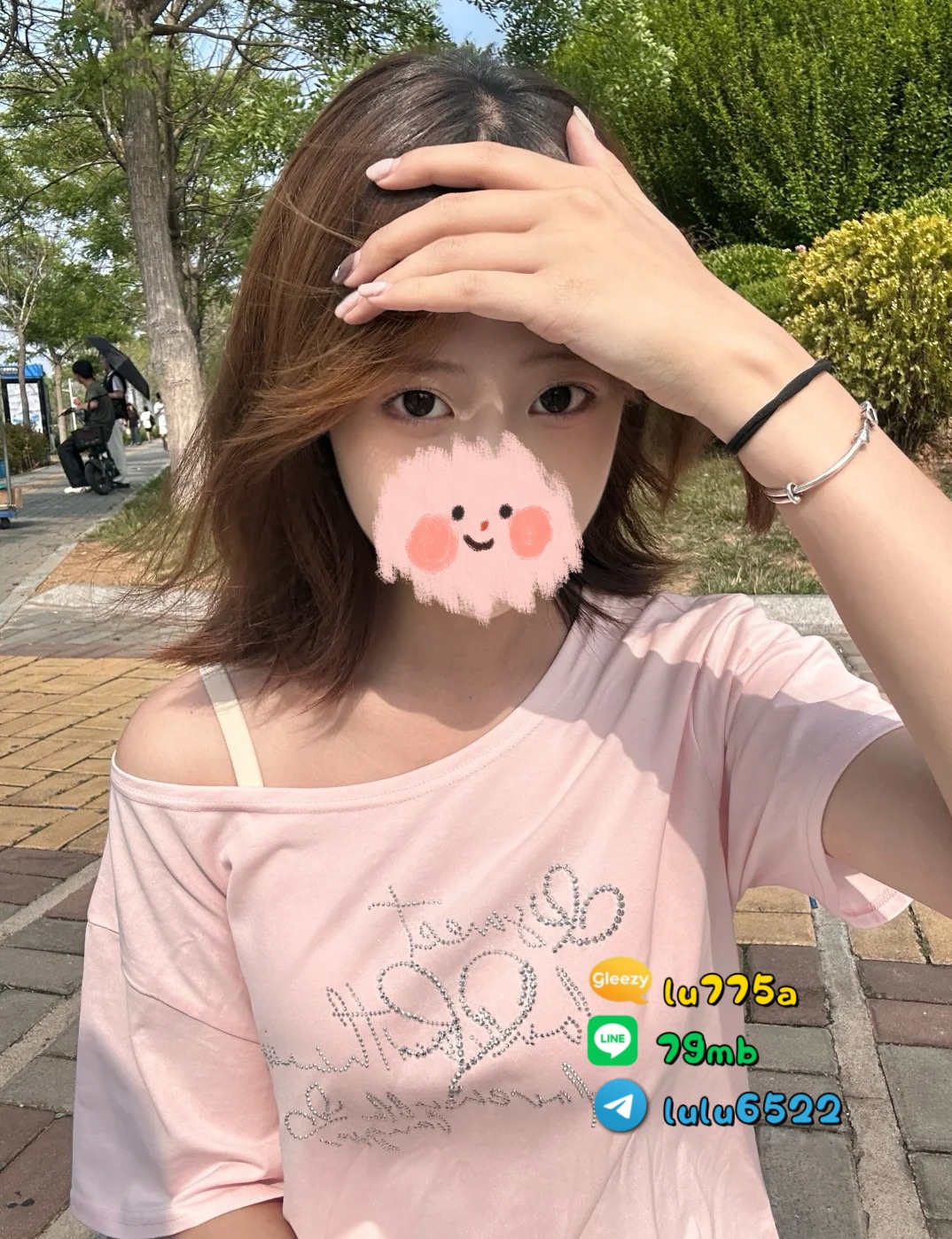 自拍锁死这个姿势！！_1_汤圆xin_来自小红书网页版.jpg