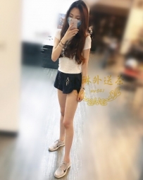 #小月   160公分  C罩杯  23歲 #中部
